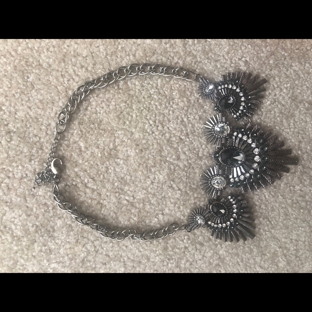 Statement necklace